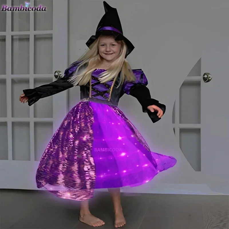 Disfraces de Halloween de bruja brillante para niñas, vestido largo morado con luz LED para niños, traje de cosplay de Carnaval con sombrero de escoba 72b