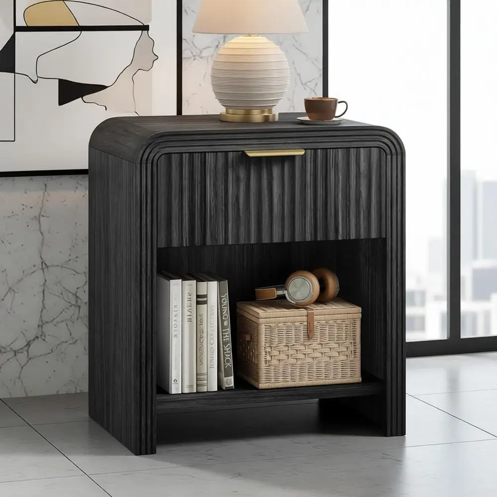 

Рифленая тумбочка с зарядной станцией, современная мебель для спальни, приставной столик с золотыми ручками, ящиками и открытой полкой, изогнутый Pro