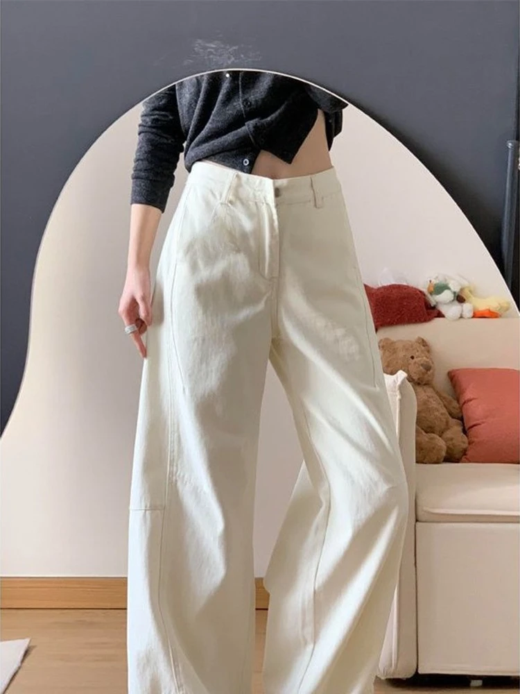 Casual and versatile straight leg jeans women in spring new white design sense slim and droopy simple trendy wide leg pants