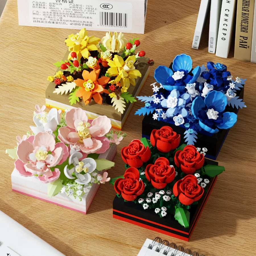 Creative Bouquet Rose Hibiscus flower box Modular toy set gift