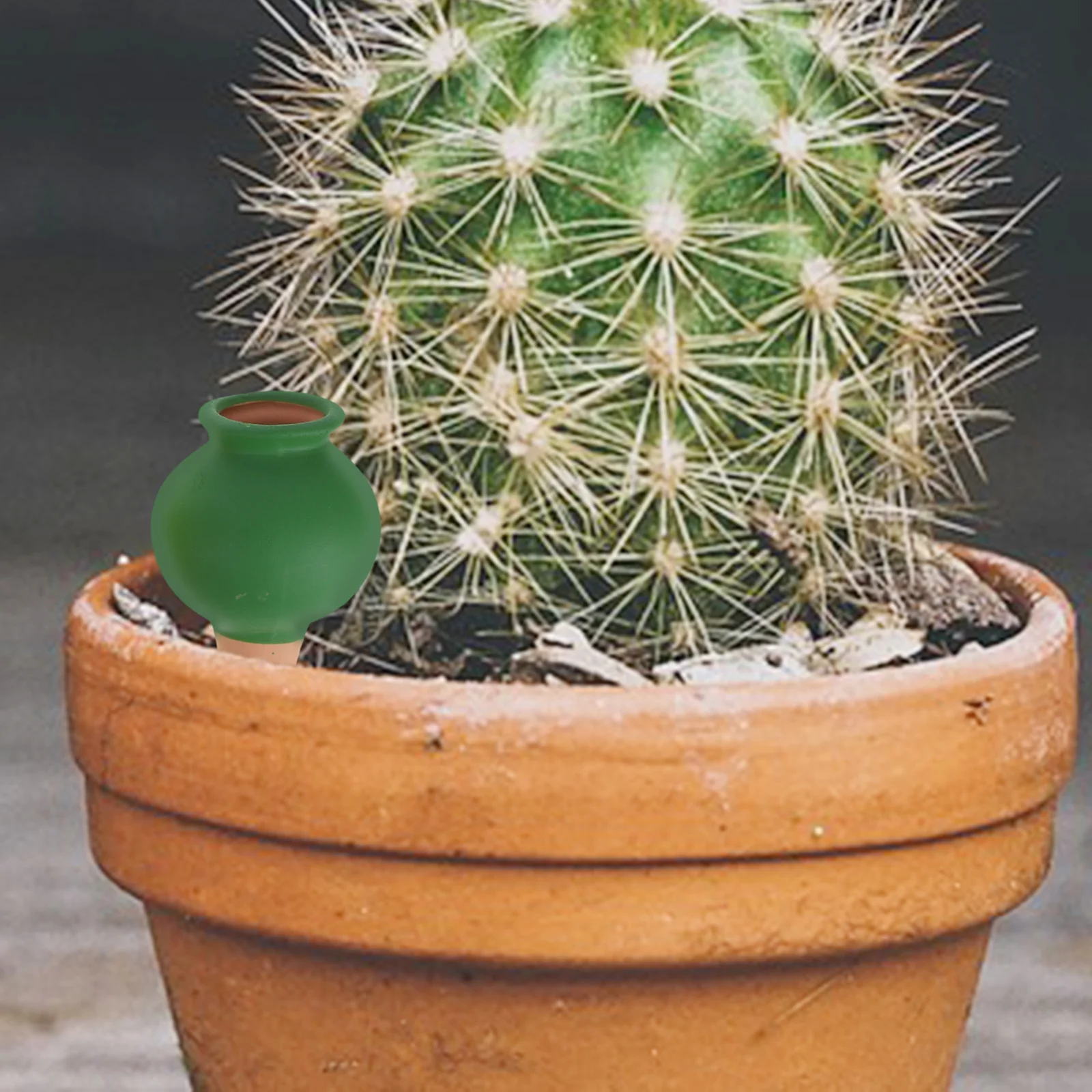 

4Pcs Self Watering Ceramic Plant Spikes Drip Irrigation System Indoor Outdoor Watering Devices Globes Indoor Plant Accessories