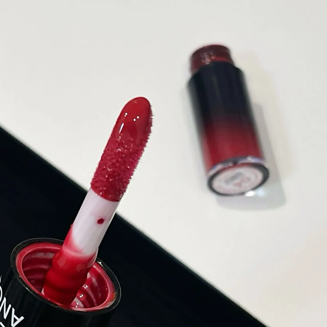 Herorange Glossy Lip Essence Hydrating Silky Texture Dewy Mirror Lips Non Sticky Long Lasting Daily Makeup