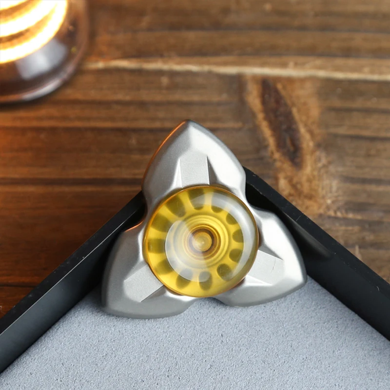 Drei-blatt Hand Spinner Finger Spinner Fingertip Gyroskop Büro Stress Relief Spielzeug Fidget Spinner Desktop Spielzeug Erwachsene Geschenke