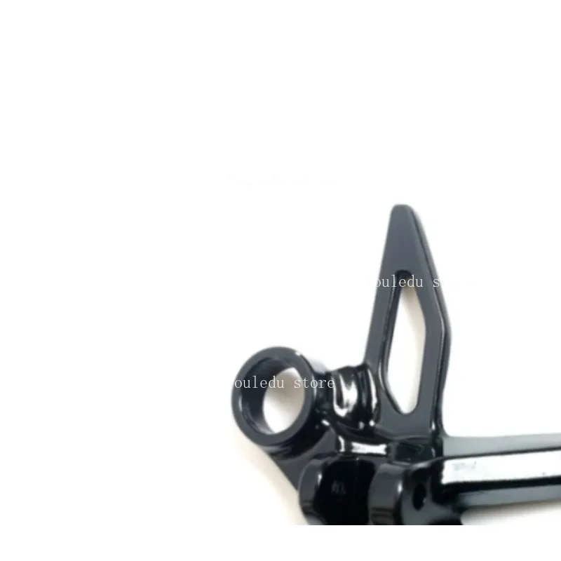 

Suitable for GW250F DL250 GSX250R-A, Motorcycle Left and Right Front Foot Rest Bracket Installation Plate Accessories