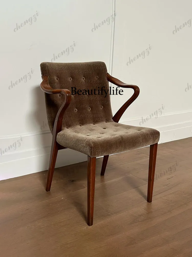 Medieval retro solid wood, home armrest leisure single chair, high-end fabric study chair