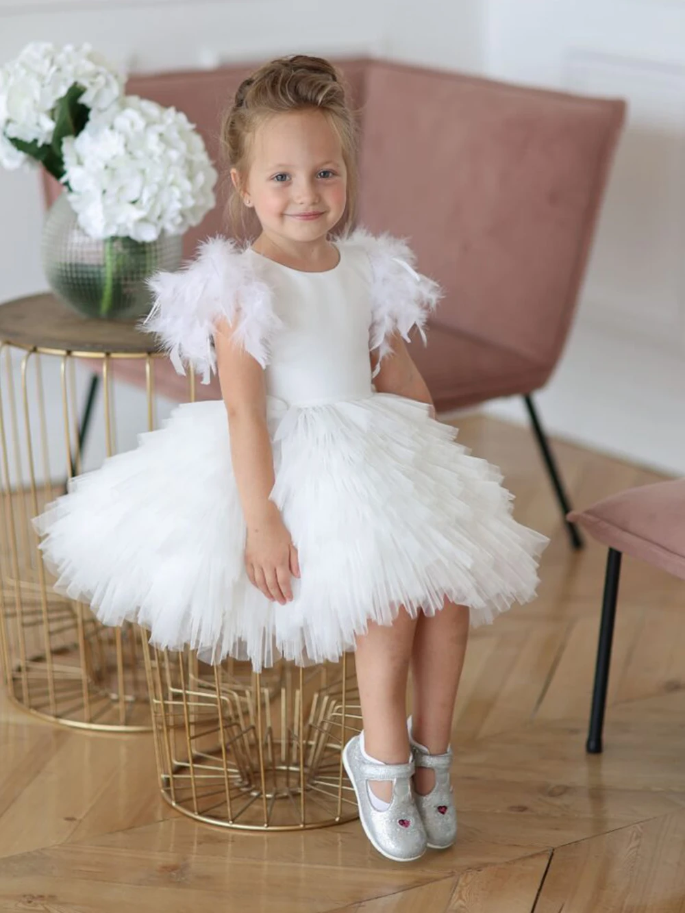 

White Flower Girl Dress Layered Puffy Tulle Mini Feather Wedding Party Dress Kid's Birthday First Communion Ball Gowns