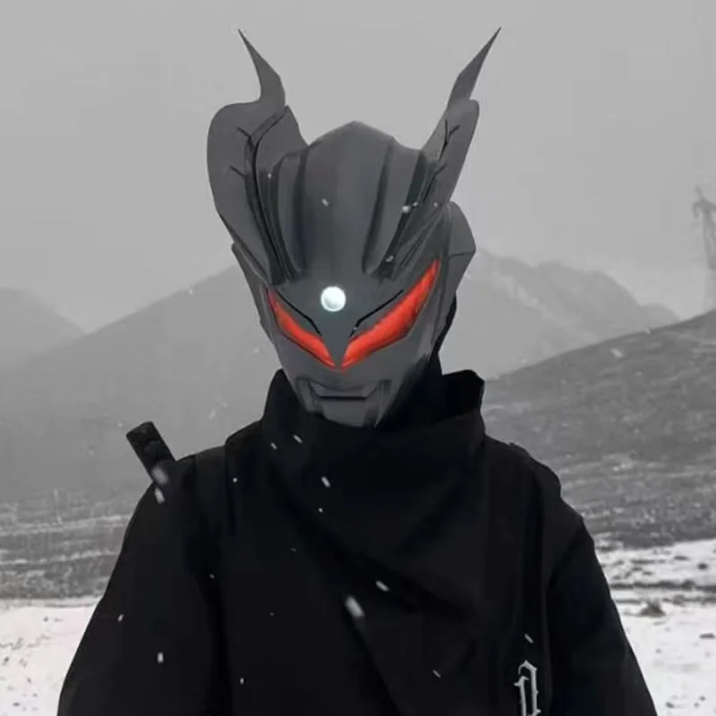 خوذة أغطية الرأس لوبوس ألترامان ذات العين الحمراء الداكنة، قناع توهج، زي الهالوين، هدية عيد ميلاد للبالغين