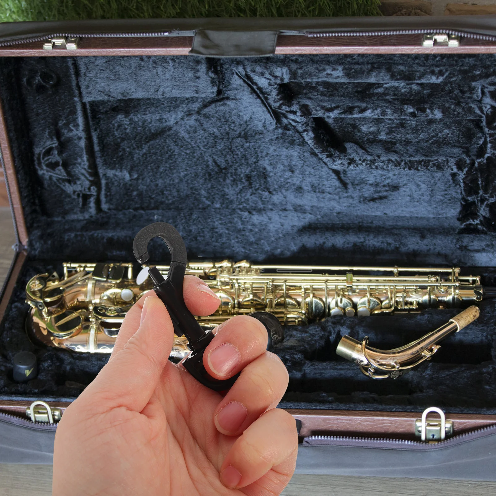 

Saxophone Shoulder Strap Hook Heavy Duty Iron Snap Clip For Purse Dog Leash Swivel Hook Multipurpose Metal Clasp Instrument