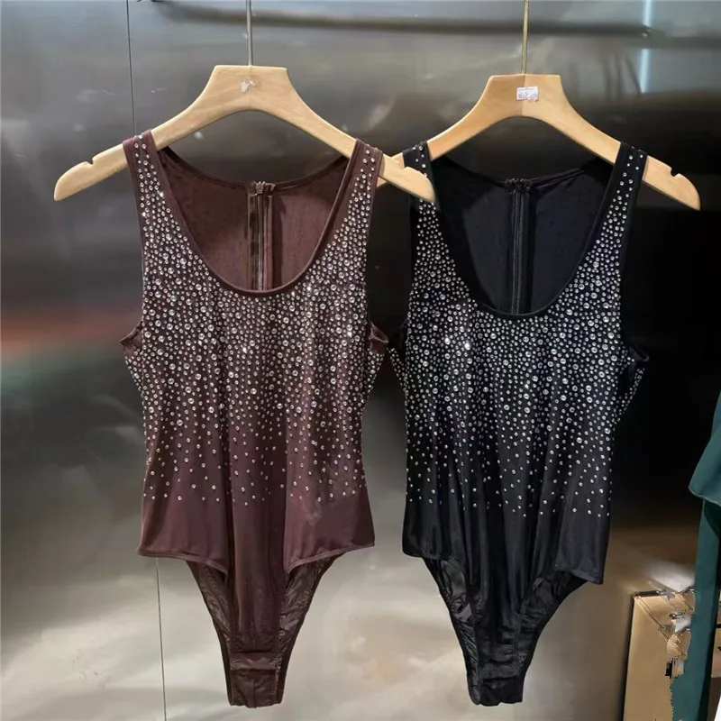 

Новинка Весна/Лето 2026: Боди-майка с круглым вырезом, без рукавов, со стразами, в стиле Ins, облегающая, блестящая