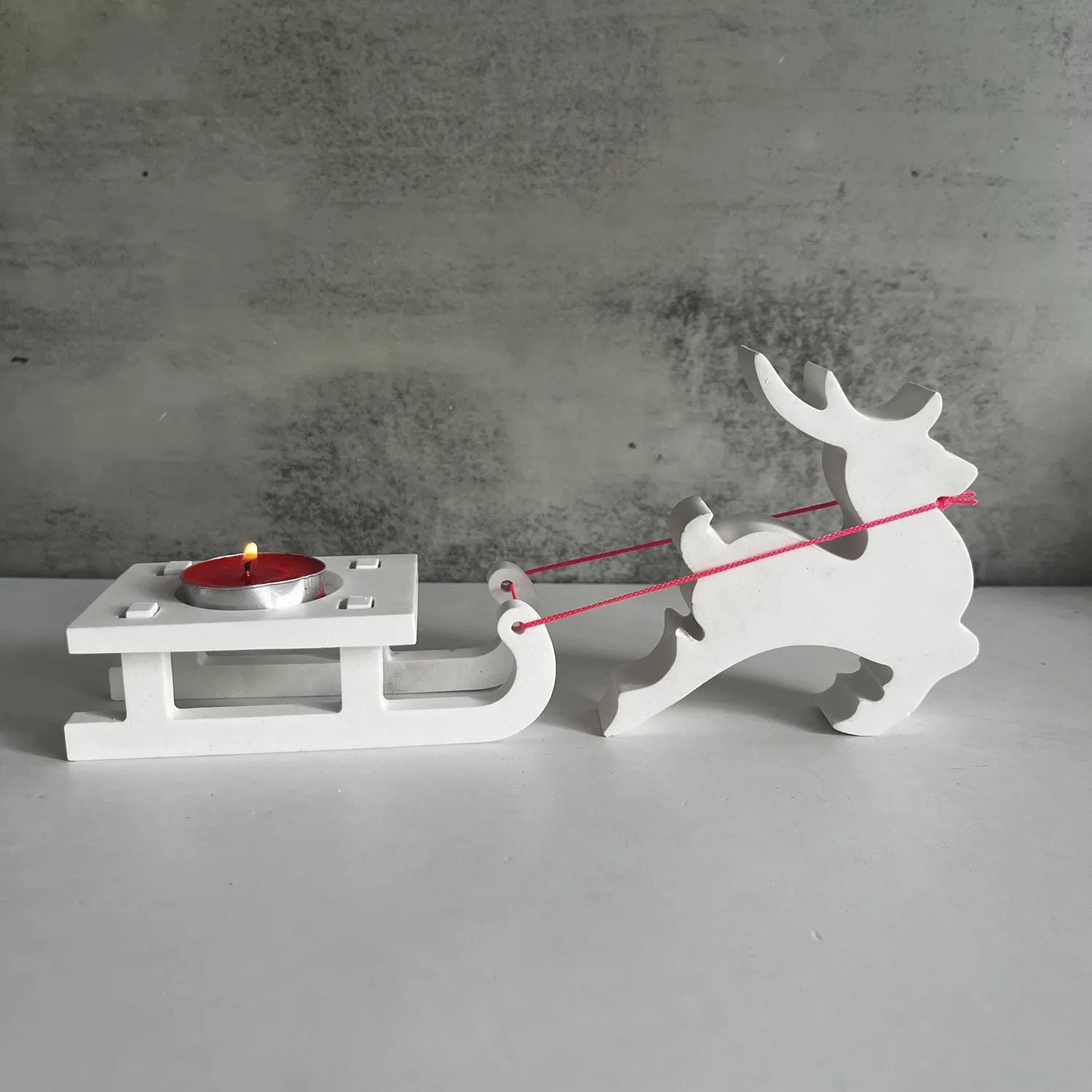 Santa Deer Pull Christmas Sled Plugin Decoration Candle Holder Silicone Mould DIY Pouring Cement Concrete Gypsum Silicone Mold