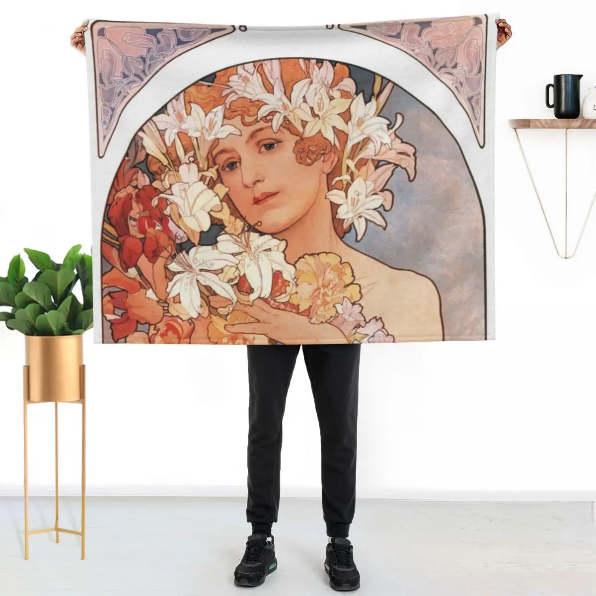 La Fleur - The Flower - Alphonse Mucha 1897 Throw Blanket Quilt Single Decorative Throw valentine gift ideas Retros Blankets