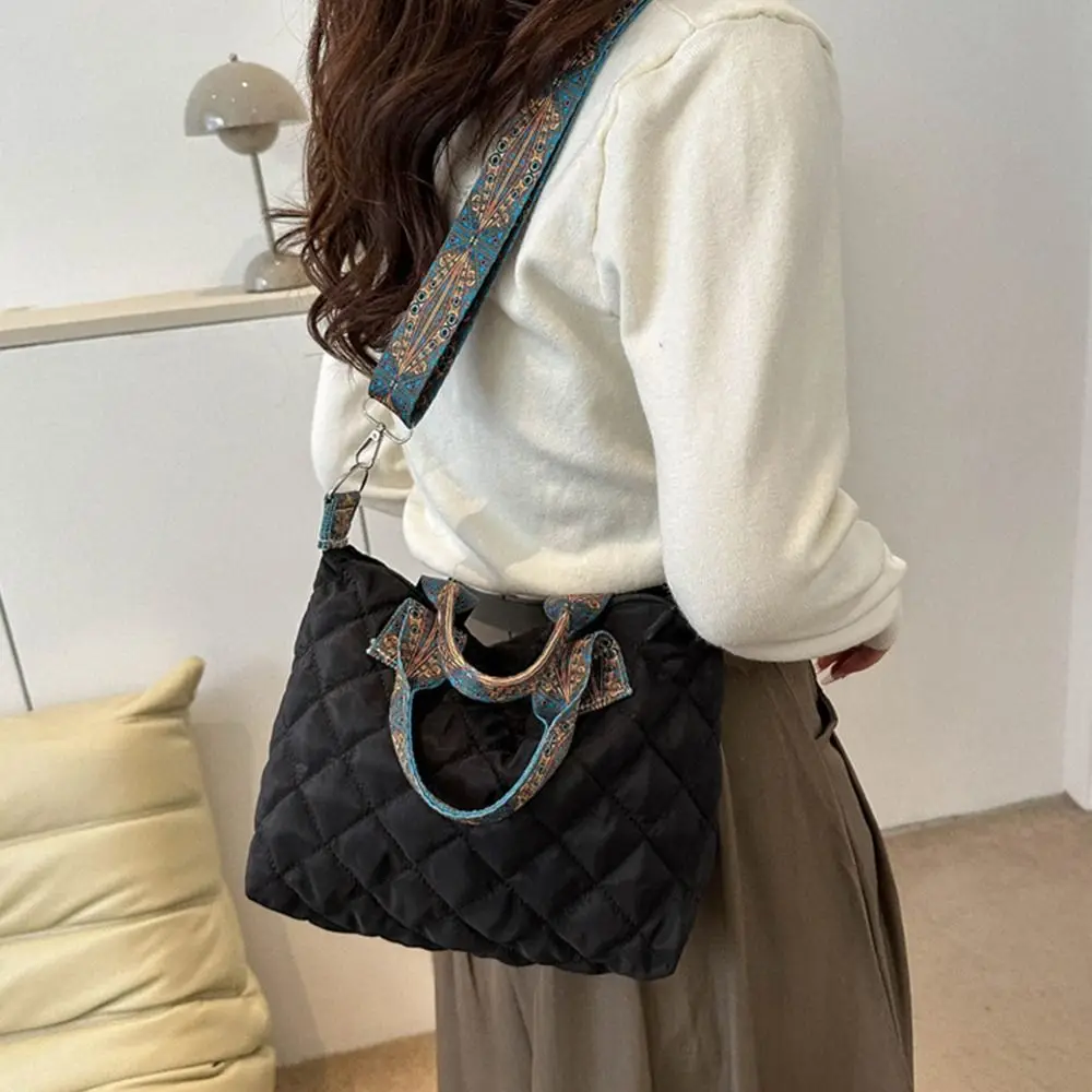 Fashion Women Small Handbags Large Capacity Quilted Tote Bags Down Cotton Padded Shoulder Bags Messenger Bag Girls Underarm Bags