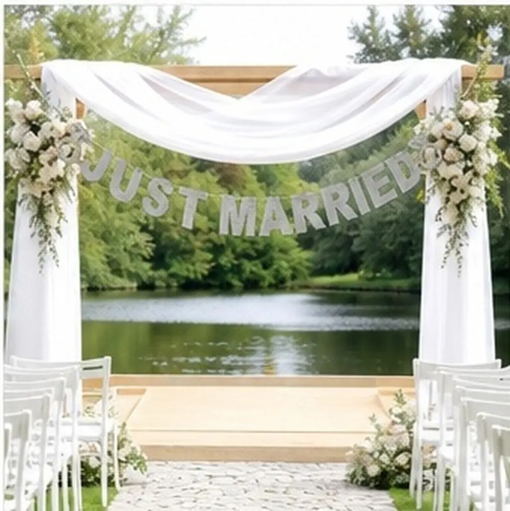 3 Meters Silver Glitter Just Married Letter Ring Wedding Banner Bunting Garland Decor for Proposal Party Reception Photo Booth