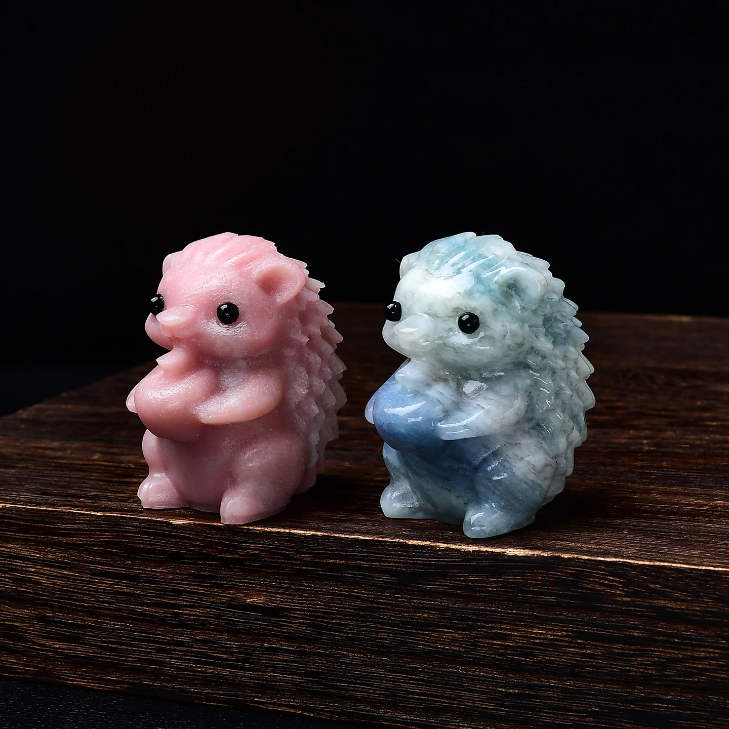 Natural White Crystal Hedgehog Figurine, Carved From Raw Stone, for Home, Living Room, Office Desk Oranment.