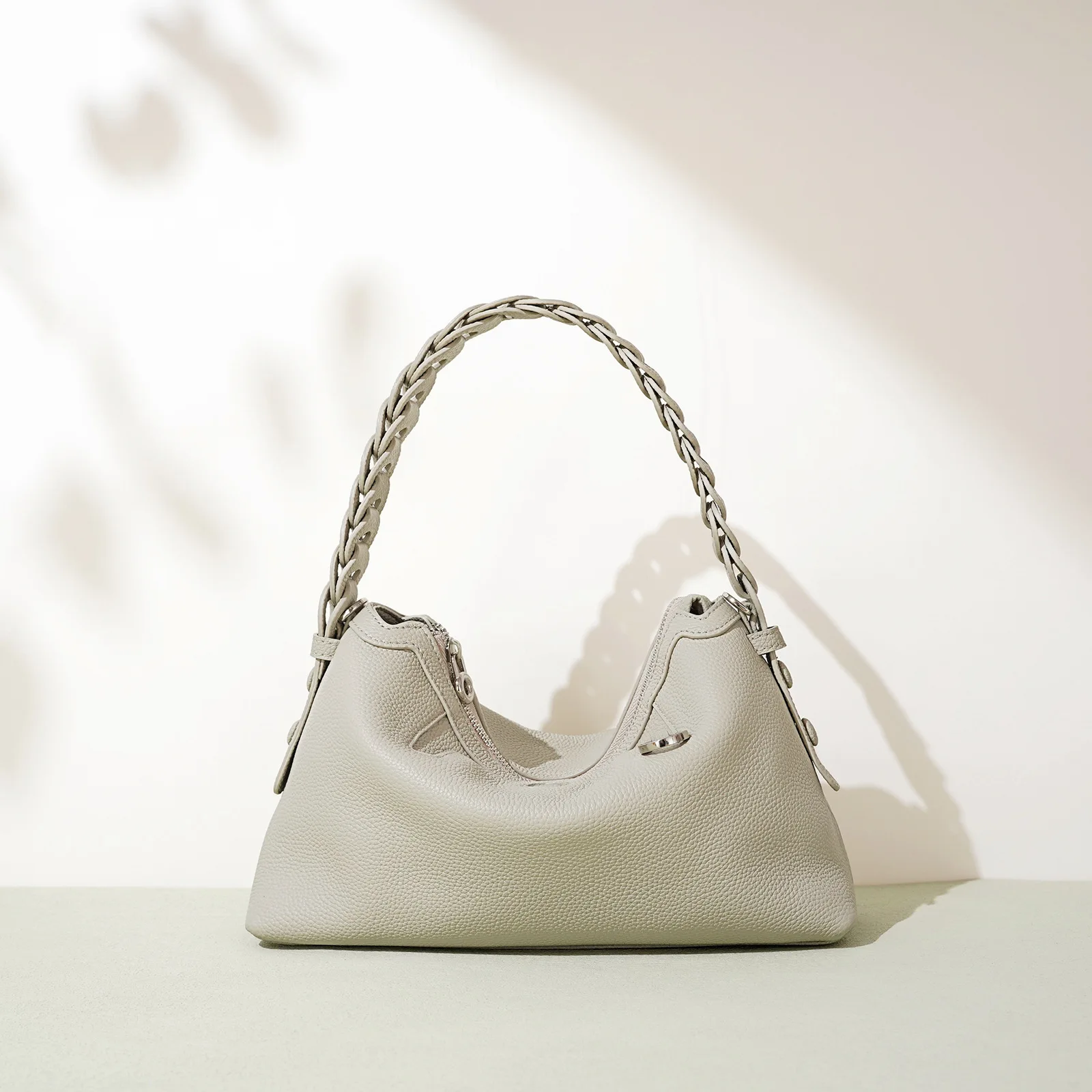

2025 New Genuine Leather Shoulder Bags Women Classic Textured Flap Small Square Bag Lady Fashion Phone Purse