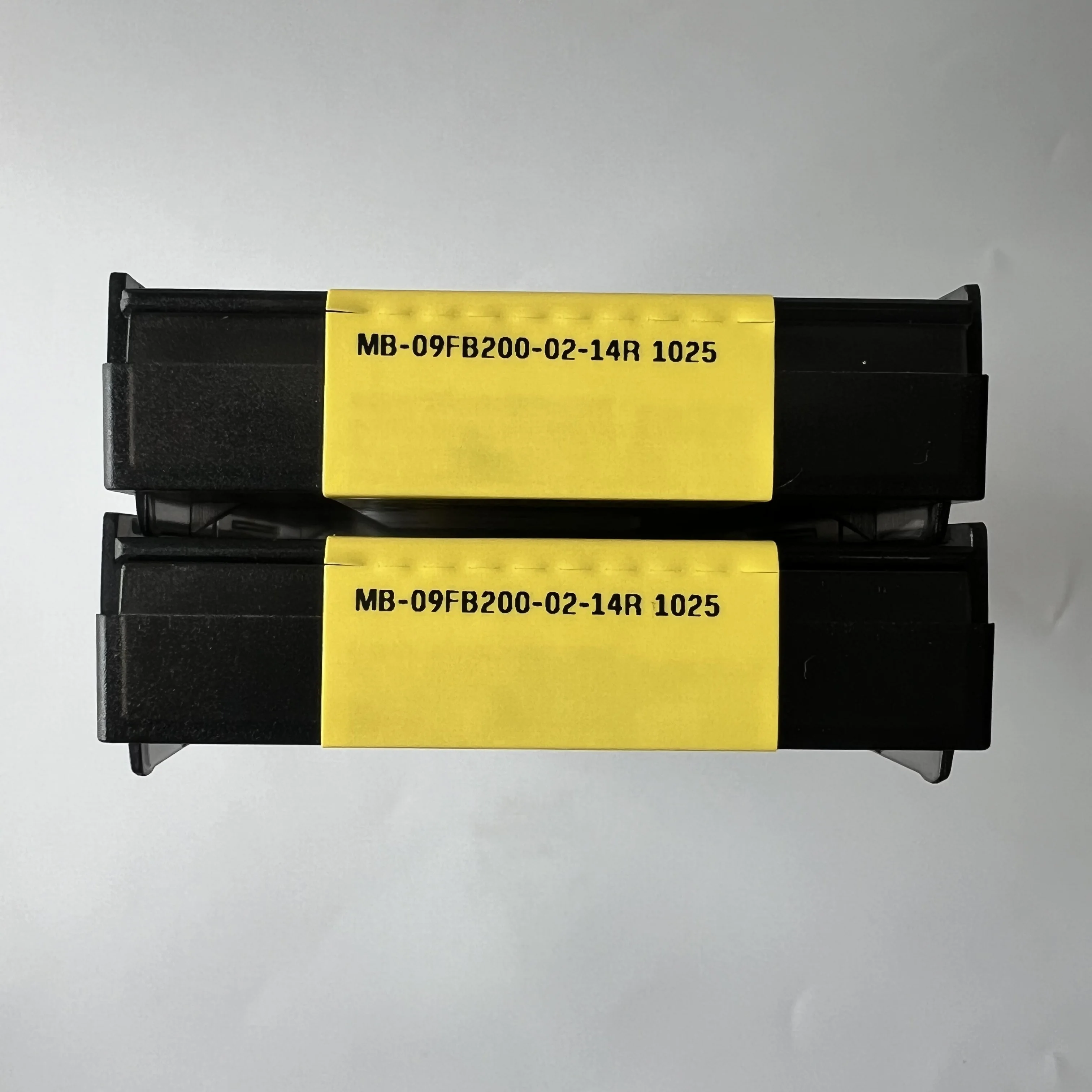 

MB-09FB200-02-14R 1025 CNC blade