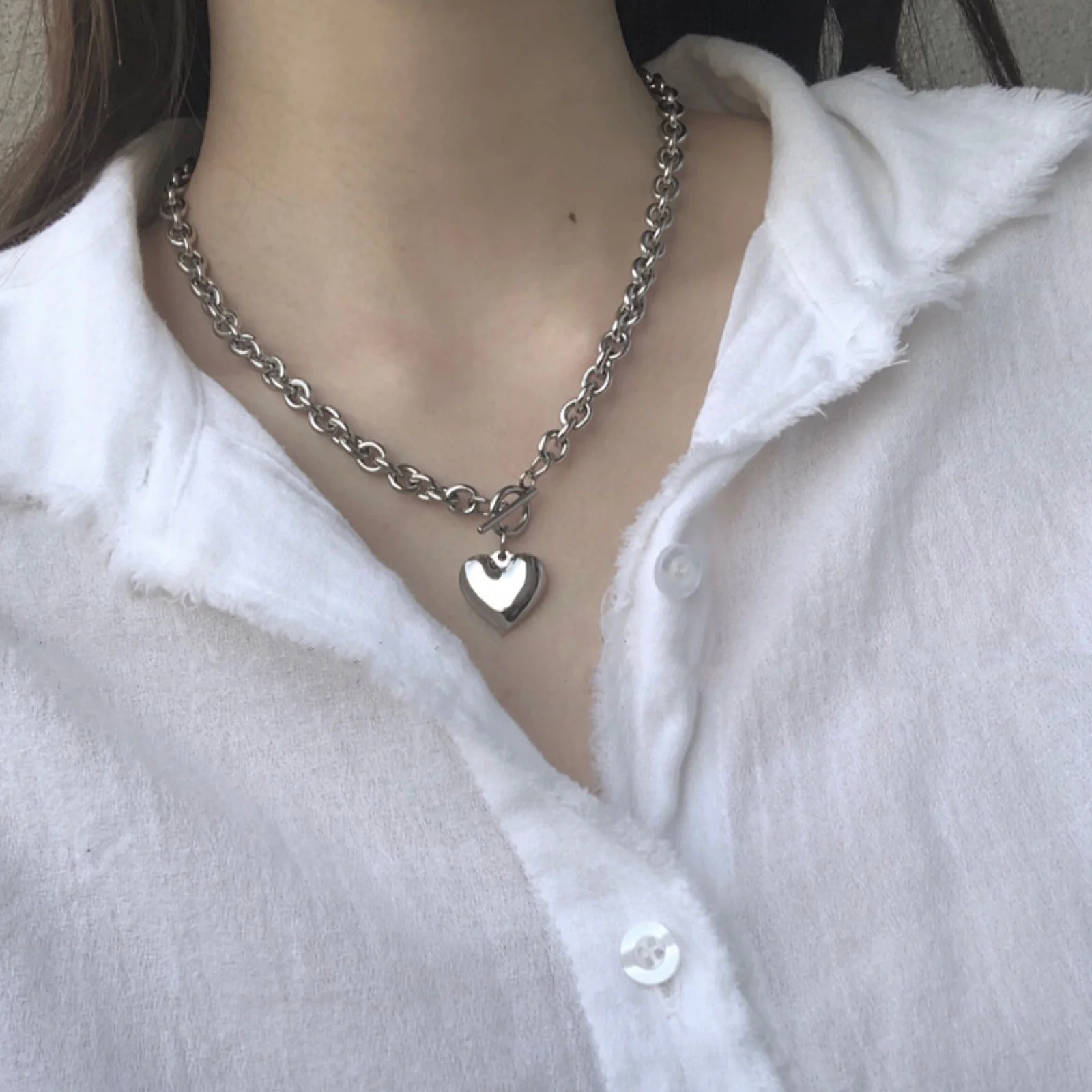 European Style Hyperbole Love Heart Pendant Necklaces Coldness Punk Neck Chains For Women Unisex Korean Fashion Jewelry Dancing