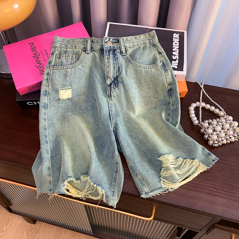 

2024 Summer Retro Wash Straight Barrel High Waist Perforated Denim Shorts Women's Nostalgic Blue Split Wide Leg Middle Pants