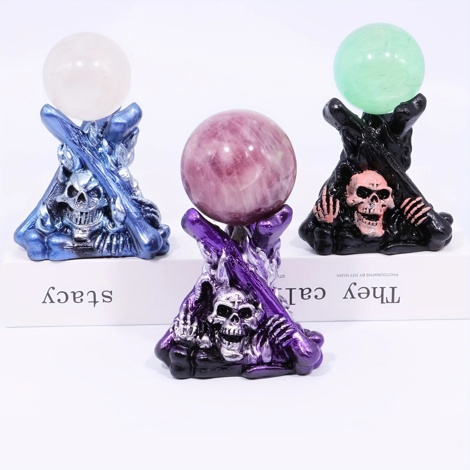 

1pc Resin Crystal Ball Skull Base with Trident - Stunning Home & Work Decoration, Great Choice for Halloween and Christmas Gifts