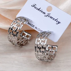 Metal Hollow C Shape Earrings for Women Golden Silver Color European Retro Jewelry Braid Geometry Statement Drop Earrings Gift