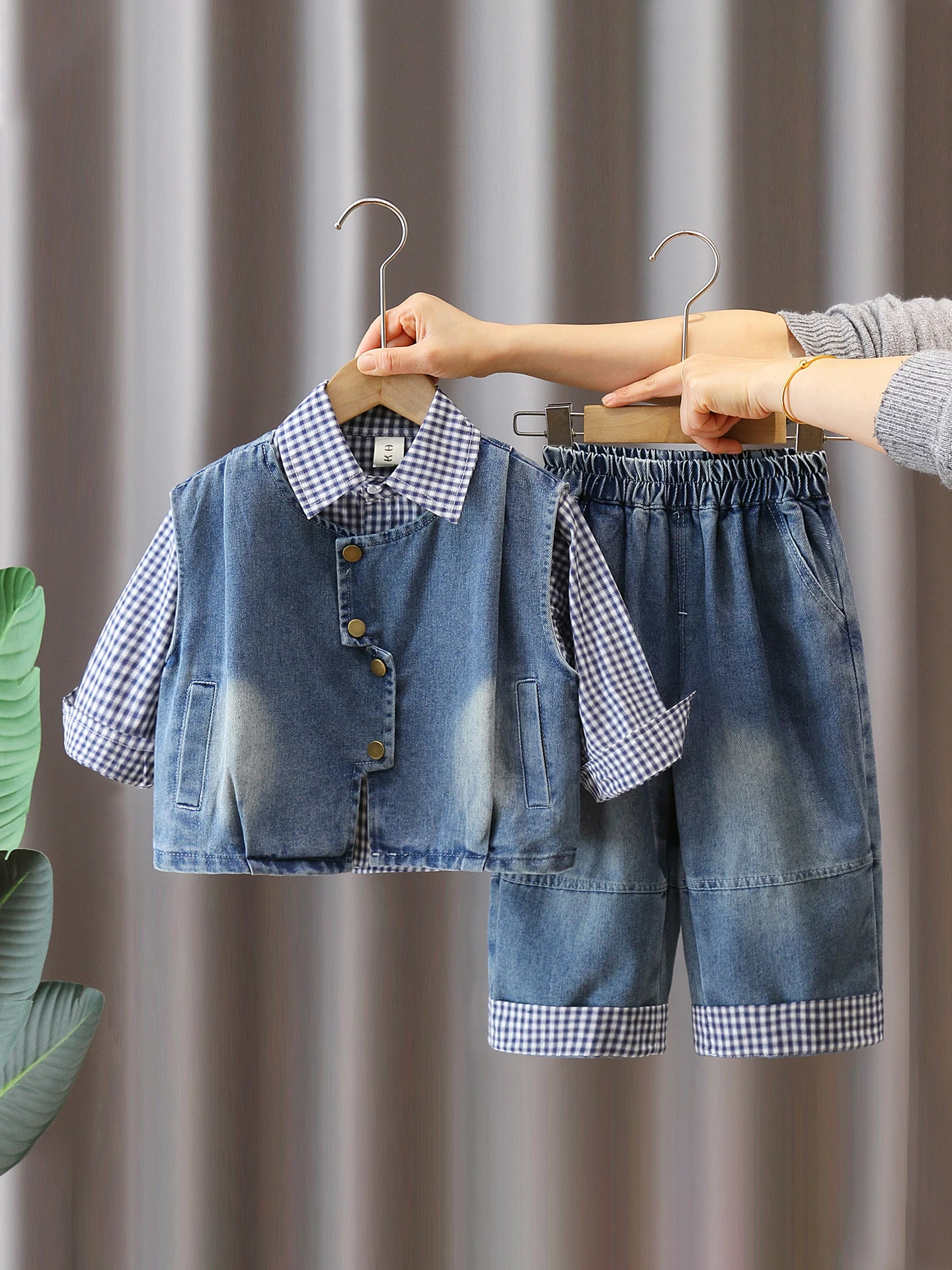 cute-boys'-spring-autumn-denim-set-stylish-plaid-shirt-vest-three-piece-baby-outfit-cartoon-style-100-other-material