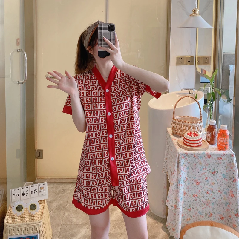 Luxury Fashion G Letters Print Women\'s Stain Pajamas Set Loose Short Sleeve Sleepwear with Shorts Home Clothes Silk Nightwear