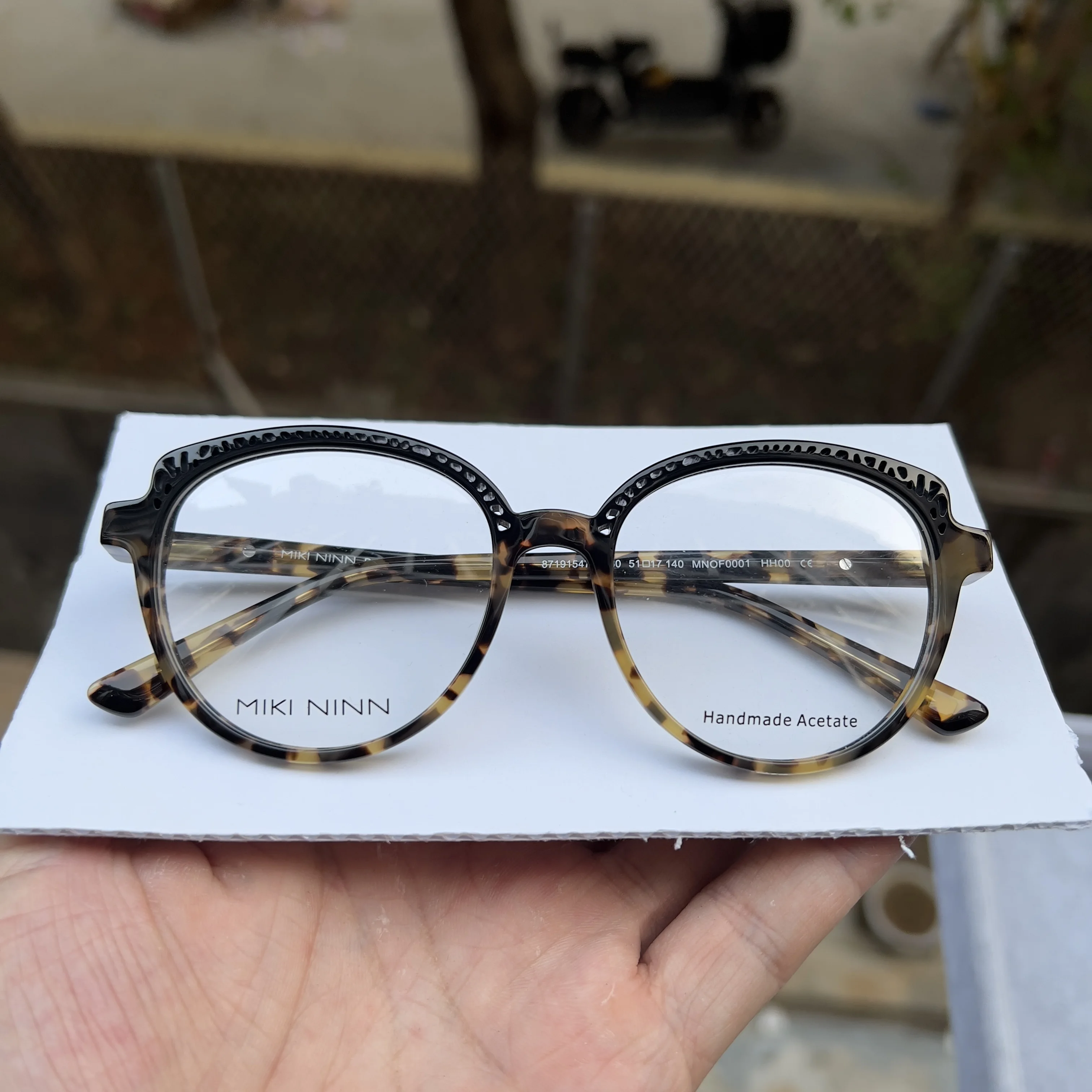 Fashionable  Eyeglasses Frames Designed By French Designer Handcrafted Acetate Fiber Myopia Hyperopia and Progressive Lenses