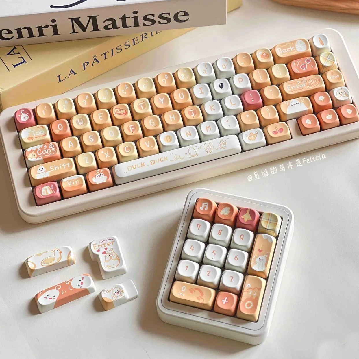 130 Keys SOA Keycaps Gift for Girl Cute Cartoon Duck Key Cap  Sublimation Mechanical Keyboard Keycap Keyboard Accessories