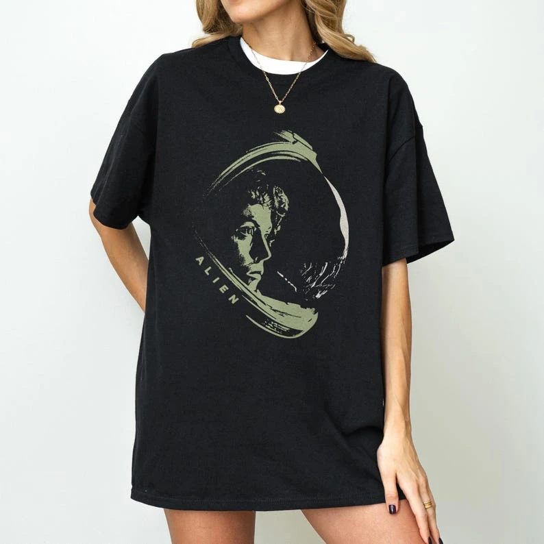 Alien Movie T-Shirt – Cult Sci-Fi Horror Cinema Tee  Vintage T Shirt