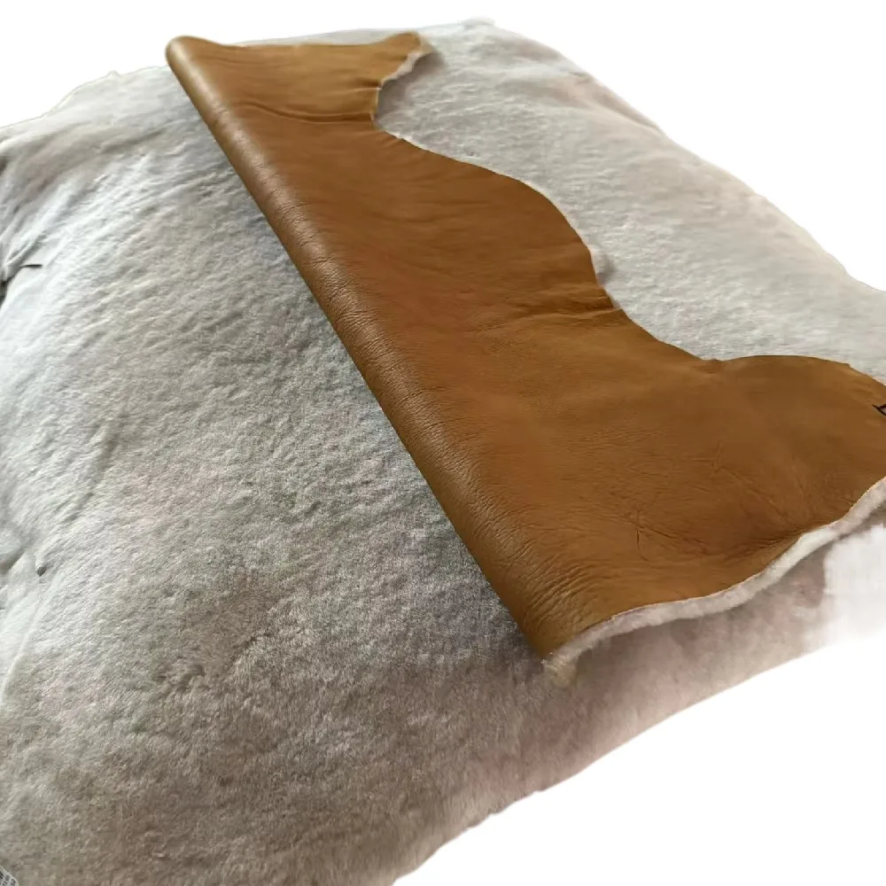 

Genuine Leather Wool! Sheepskin Integrated Genuine Leather Wool 6-7SF Short Wool