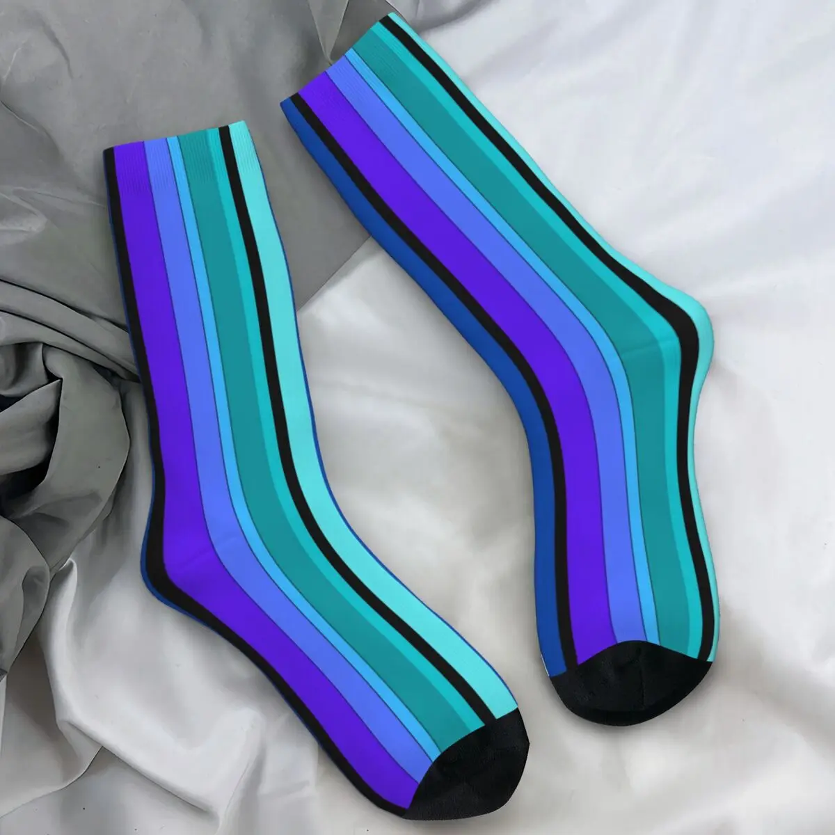 جوارب ملونة بألوان قوس قزح مقلمة جوارب أنيقة للزوجين جوارب تسلق قابلة للتنفس جوارب خريف جرافيك غير قابلة للانزلاق