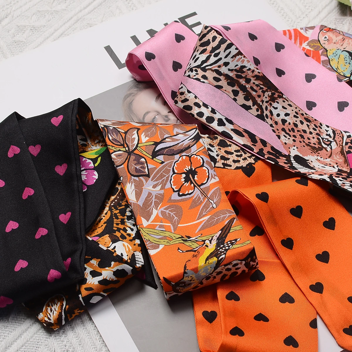 2023 New Leopard Heart Scarf Women Luxury Brand Silk Scarf Fashion Foulard Skinny Bag Scarves Hair Headband Neckerchief