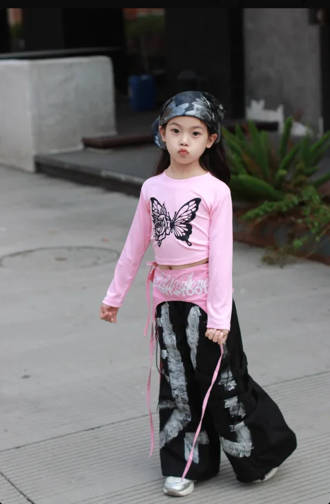 

Kpop Одежда для танцев для девочек Джазовые танцы Розовые топы с пупком Черные брюки с длинными рукавами Хип-хоп Практика Одежда для выступлений BL17826