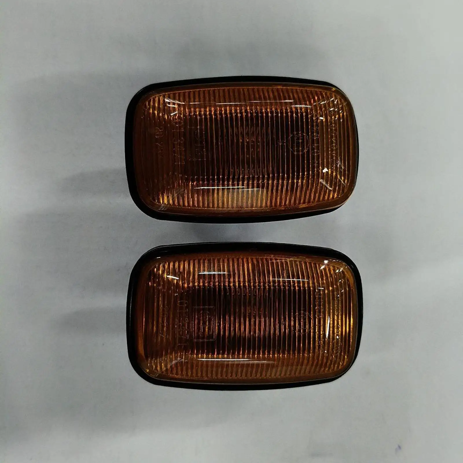 

Clear Halogen Side Marker Light Car Accessory for QUALIS V2 1997-2001 Easy Fit Waterproof Performance