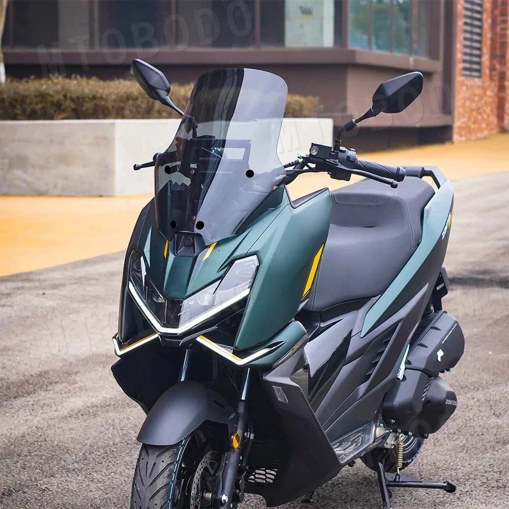 DLA MOTOCYKLA ZONTES 125X 150X: Szyba przednia, deflektor wiatru, estetyczny, przezroczysty, stylowe akcesoria.