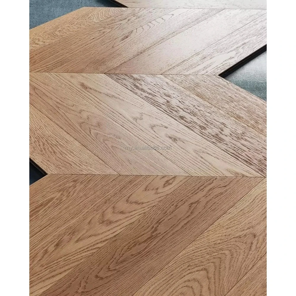 Versión personalizada del piso de madera de parquet de hueso de pescado del piso de roble amarillo claro, piso de madera dura en espiga