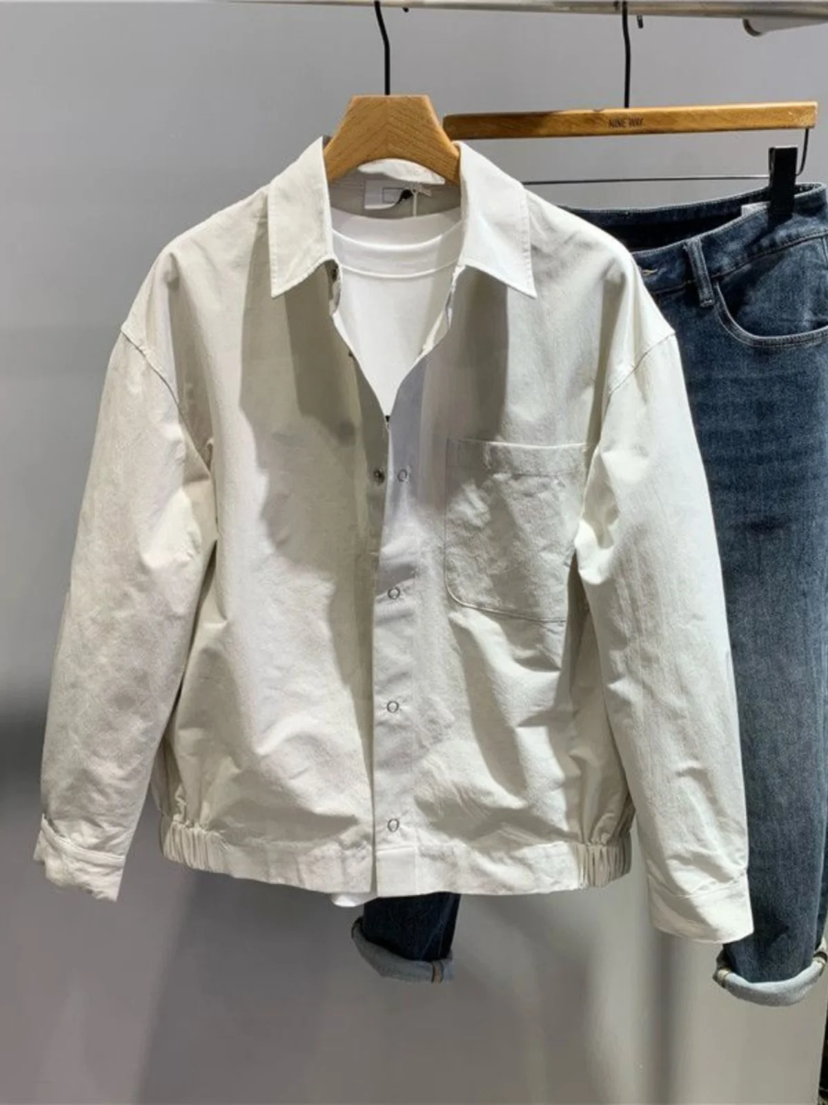 

Мужская приталенная рубашка с длинным рукавом, модная рабочая одежда, повседневная, с квадратным воротником, из тонкого материала, осенняя новинка, верхняя одежда