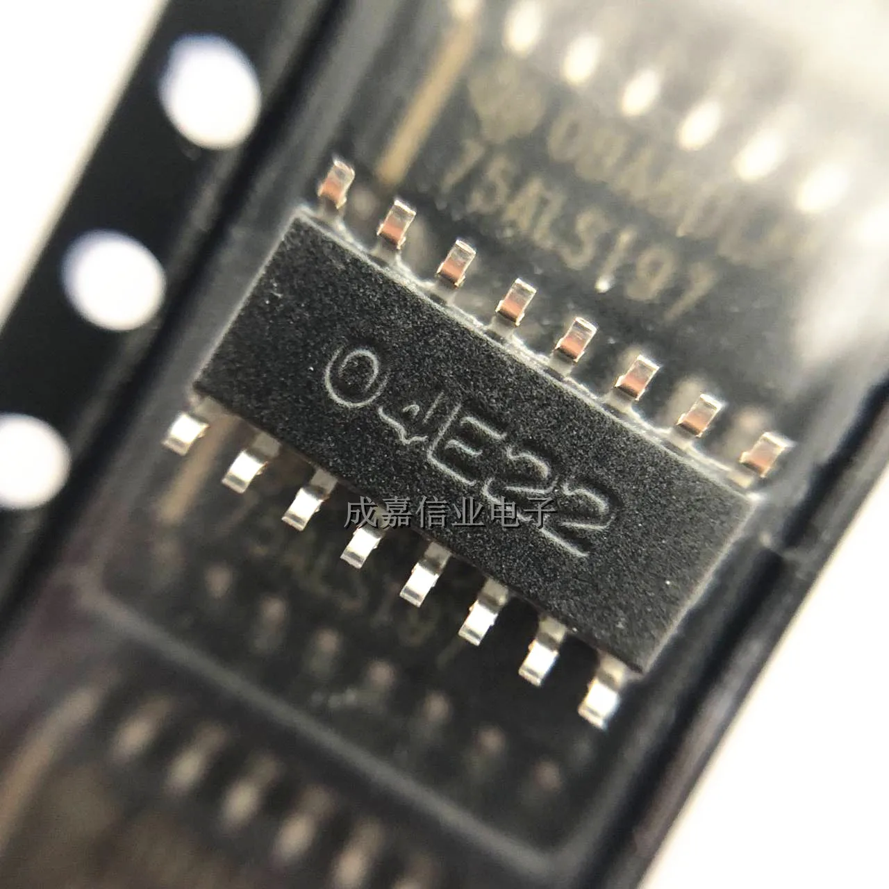 5pcs/Lot SN75ALS197DR SOP-16 MARKING;75ALS197 Bus Receivers Quad Differential Line Driver Operating Temperature:0 C-+ 70 C