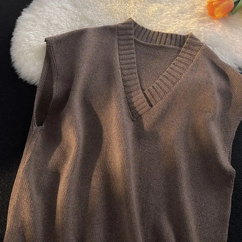 Suéter tipo chaleco tejido de Color sólido con cuello en V holgado para hombre para otoño estilo de Hong Kong diseño Ins de moda Simple y elegante