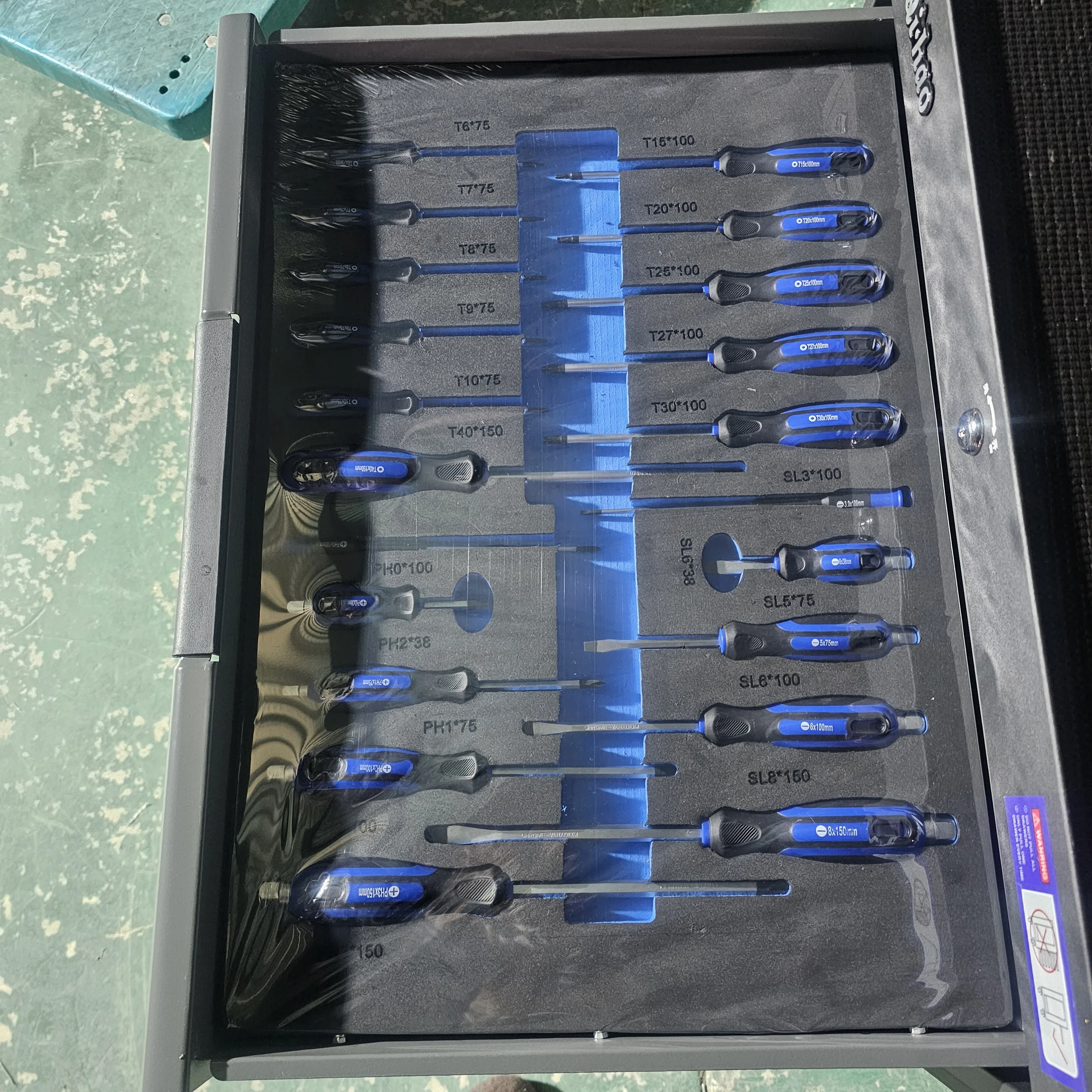 Hot Sale 252pcs Car Repair Tool Set Chrome Vanadium Steel Workshop Hand Tools OEM Socket Wrench Bit Hard Case 3-Year Warranty