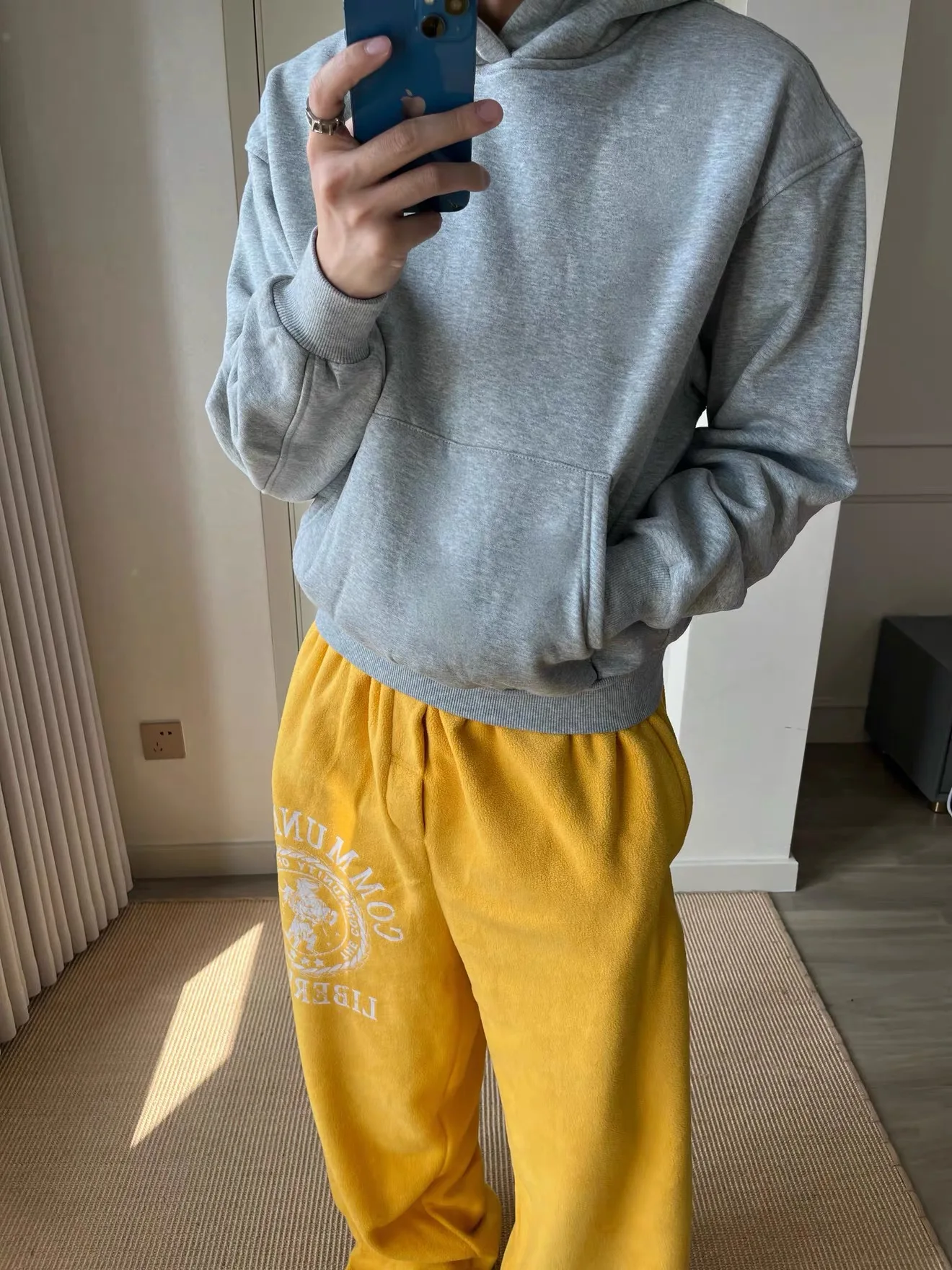 

Серия Long-Termism: Мужская универсальная толстовка Cleanfit Basic с капюшоном, свободного кроя, для повседневной носки, с молнией, в стиле Boxy Fit.