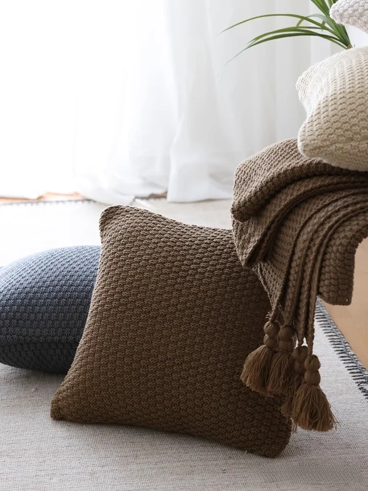 Minimalist Pure Color Sofa Blanket Decorative Pillow Cushion for Homestay Bedroom New Model Hand Knitted Fiber Filled Square ...