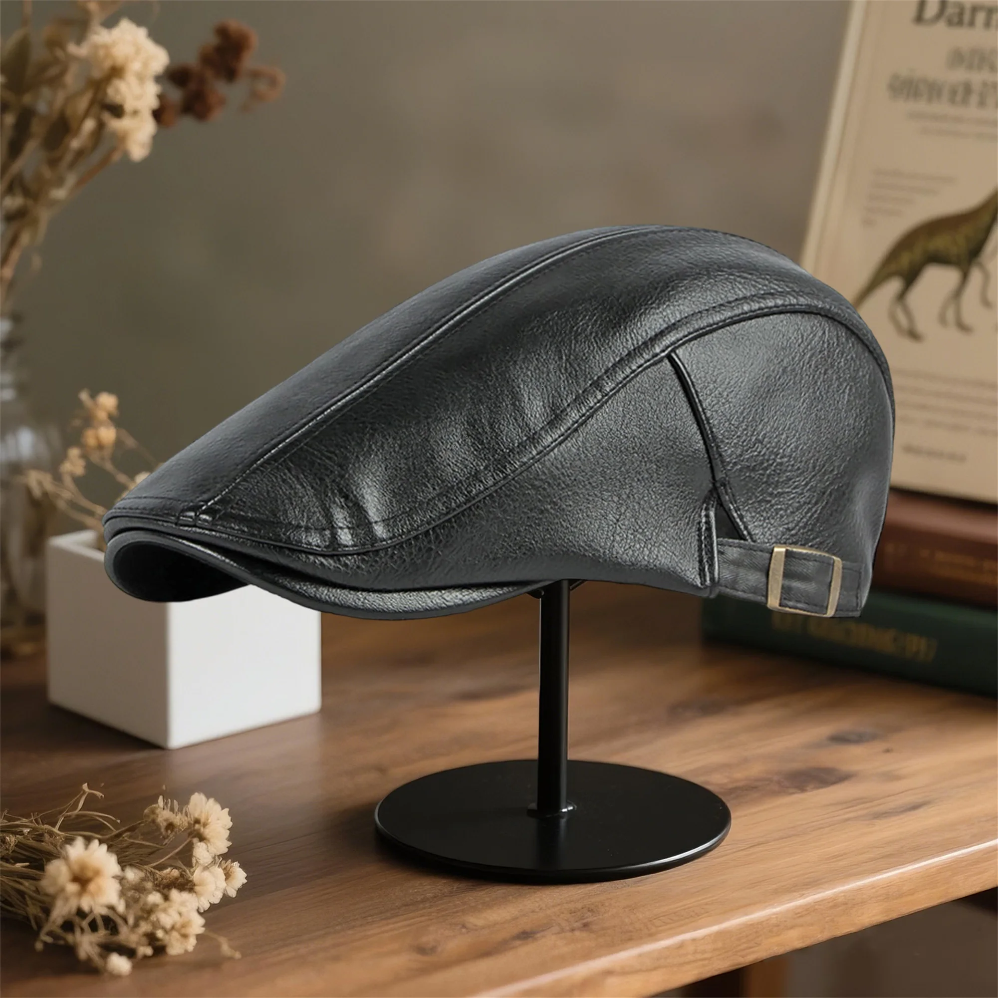 

Unisex Vintage Beret Hat Classic Wool Blend French Style Painter Cap with Adjustable Strap for Everyday Wear