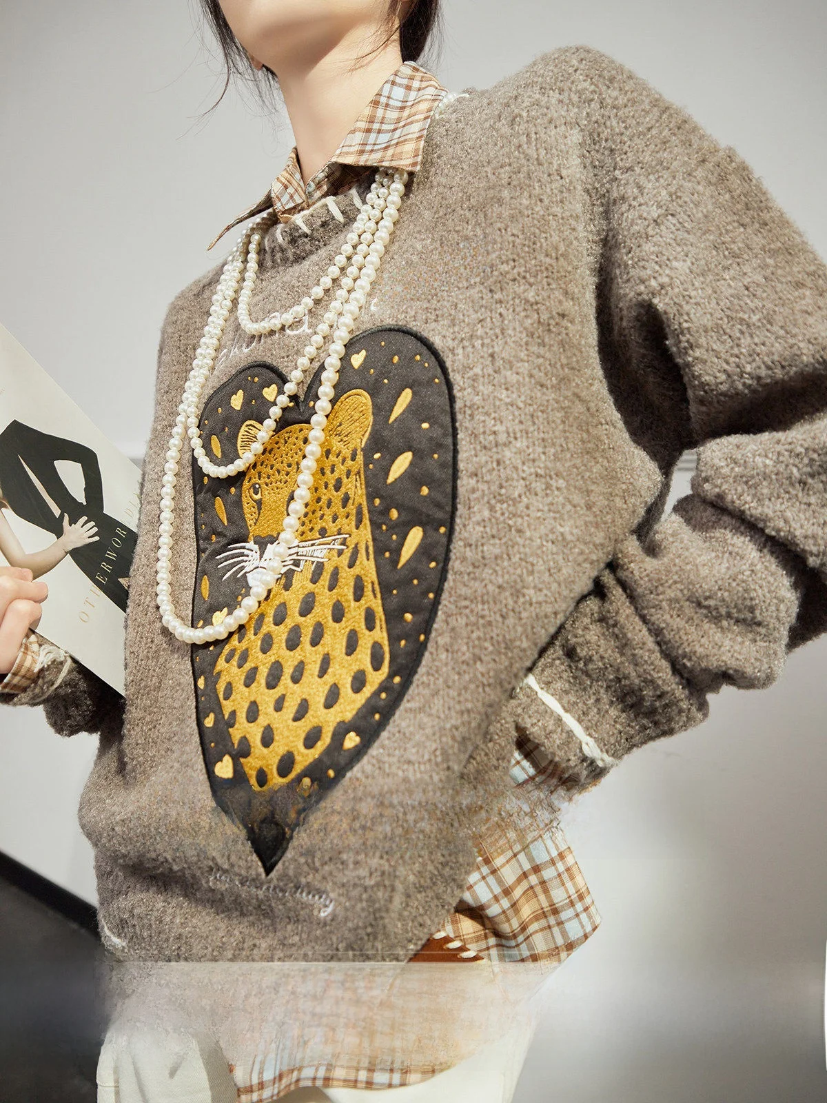 

Женский вязаный свитер цвета хаки свободного кроя с принтом, топ в стиле кэжуал от бренда Uncle, с длинными рукавами, круглым вырезом, теплый, для повседневной носки