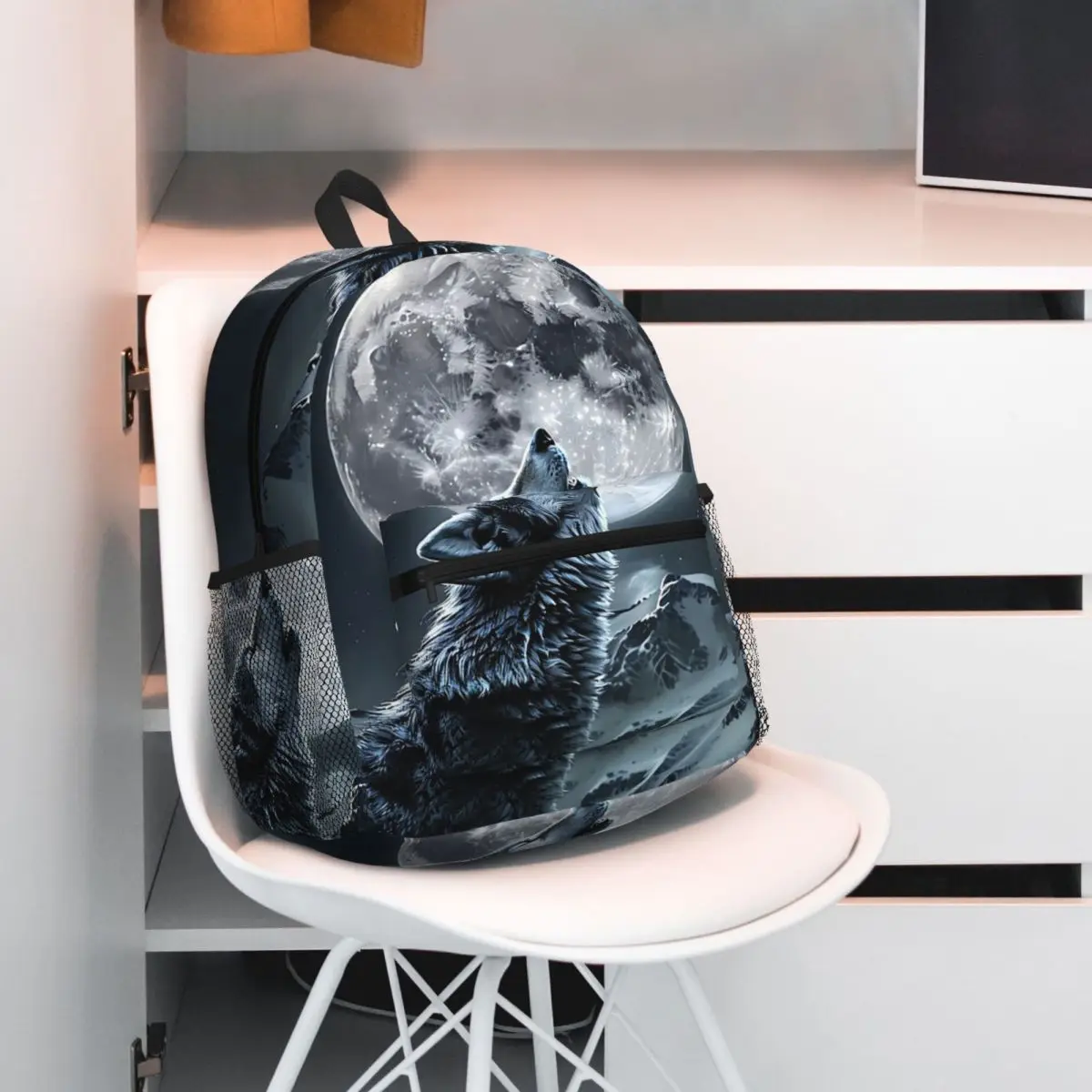 Howling Wolf Under The Moonlight Print Backpack Daypack Large Capacity Kids BookBag School Bag Shoulder Bags for Men Women