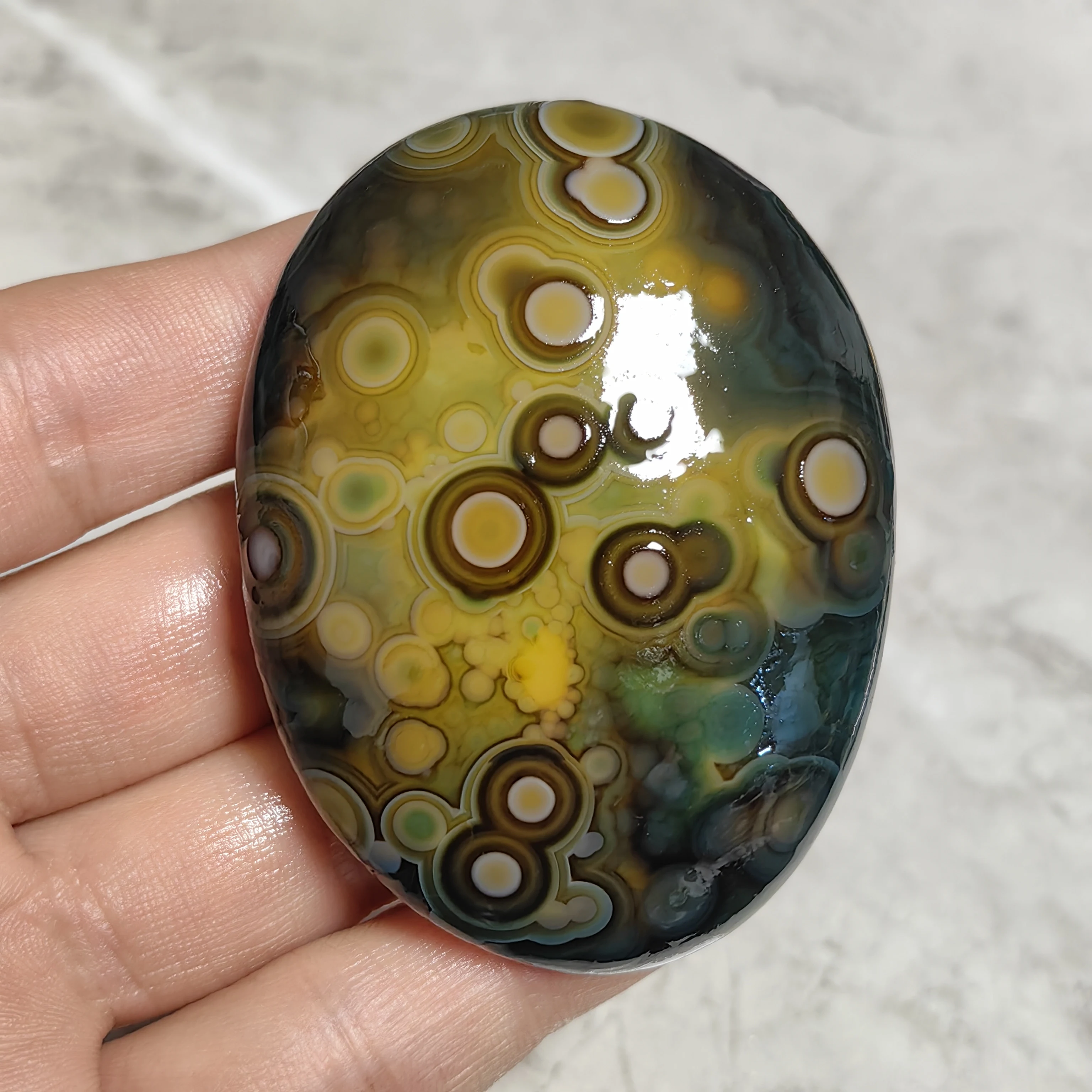 

Pure Natural Divine Eye Agate Crystal Mineral Specimen Sardonyx for Reiki Practices, Home Energy Cleansing & Luck Enhancement