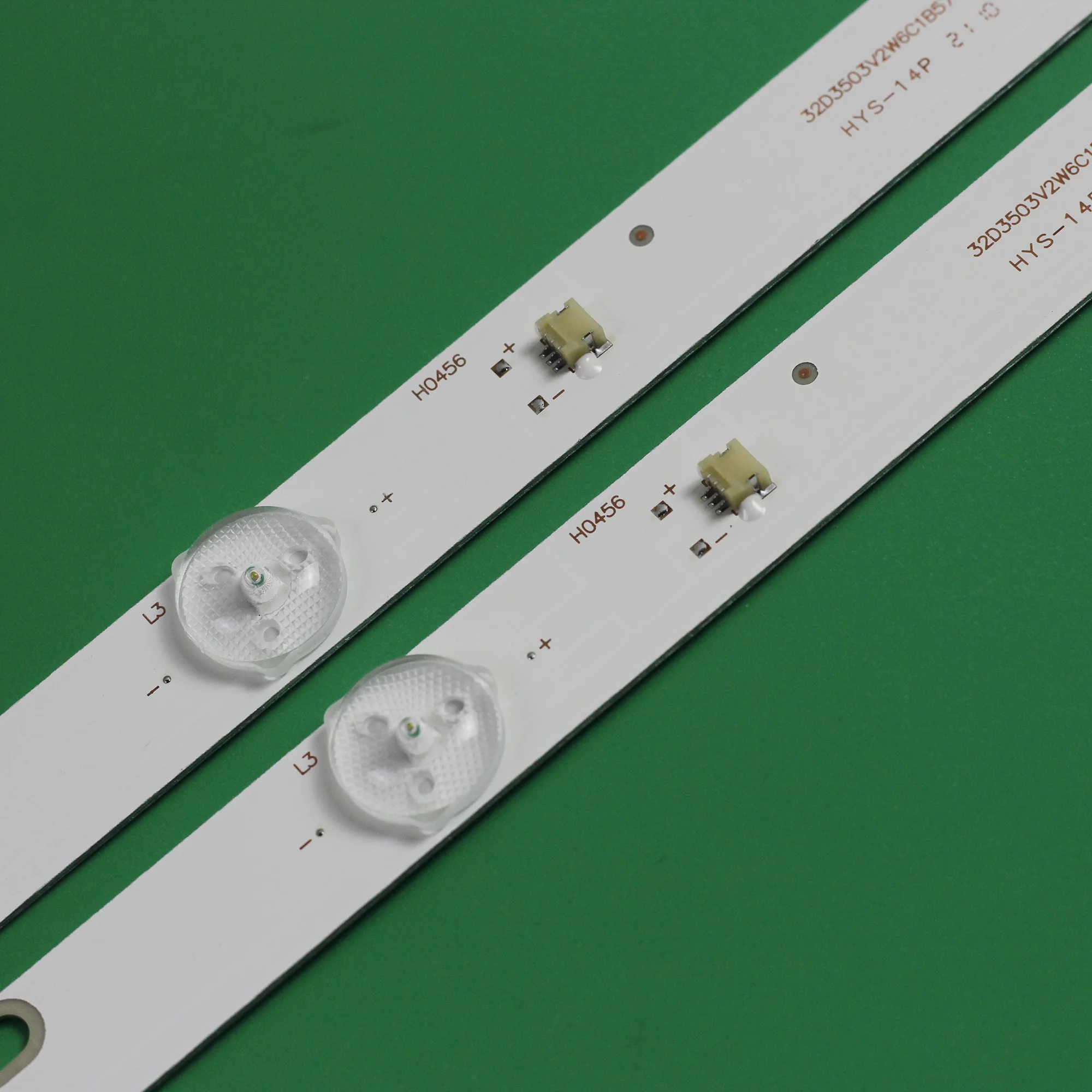 LED Backlight Strip for ZX32ZC332M06A2 V1 CN320CN725 LEDV-32CK600