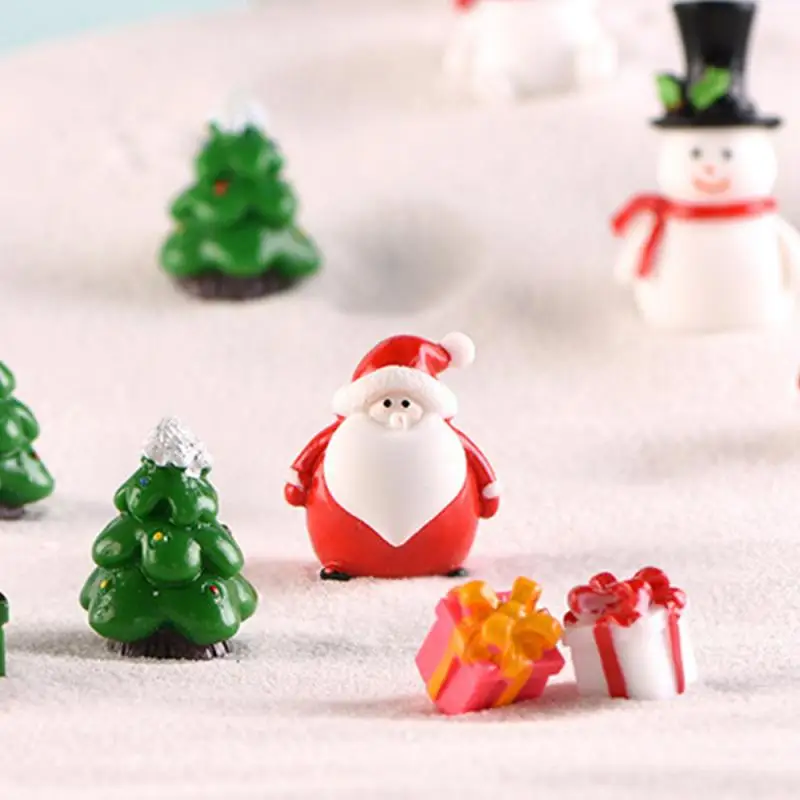 Mini Christmas Figurine Snowman Santa Claus Xmas Tree Deer Carriage Bell Figurine Home Bonsai Decor Micro Landscape Ornament Toy