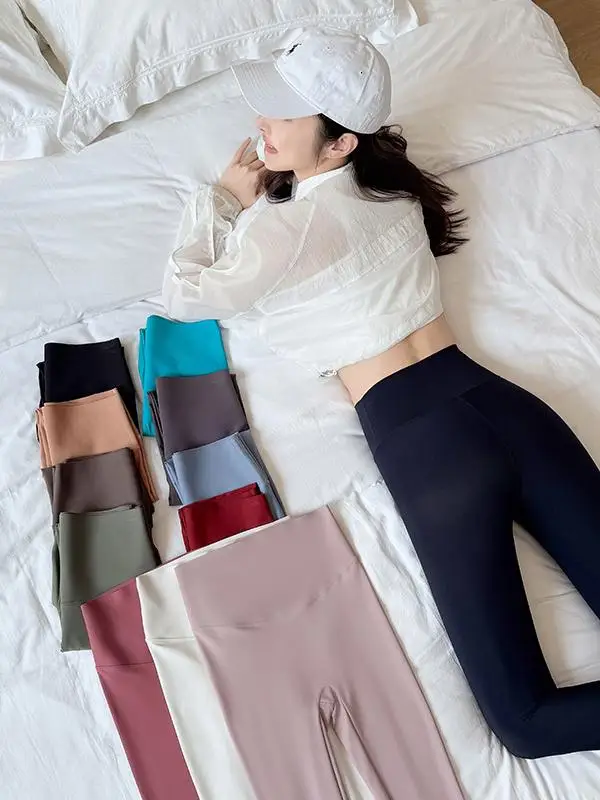 بنطلون يوجا من الحرير الصناعي للنساء، بنطلون ضيق رقيق لرفع البطن وتحسين شكل الأرداف، بنطلون ثلاثة أرباع من ألياف البوليستر