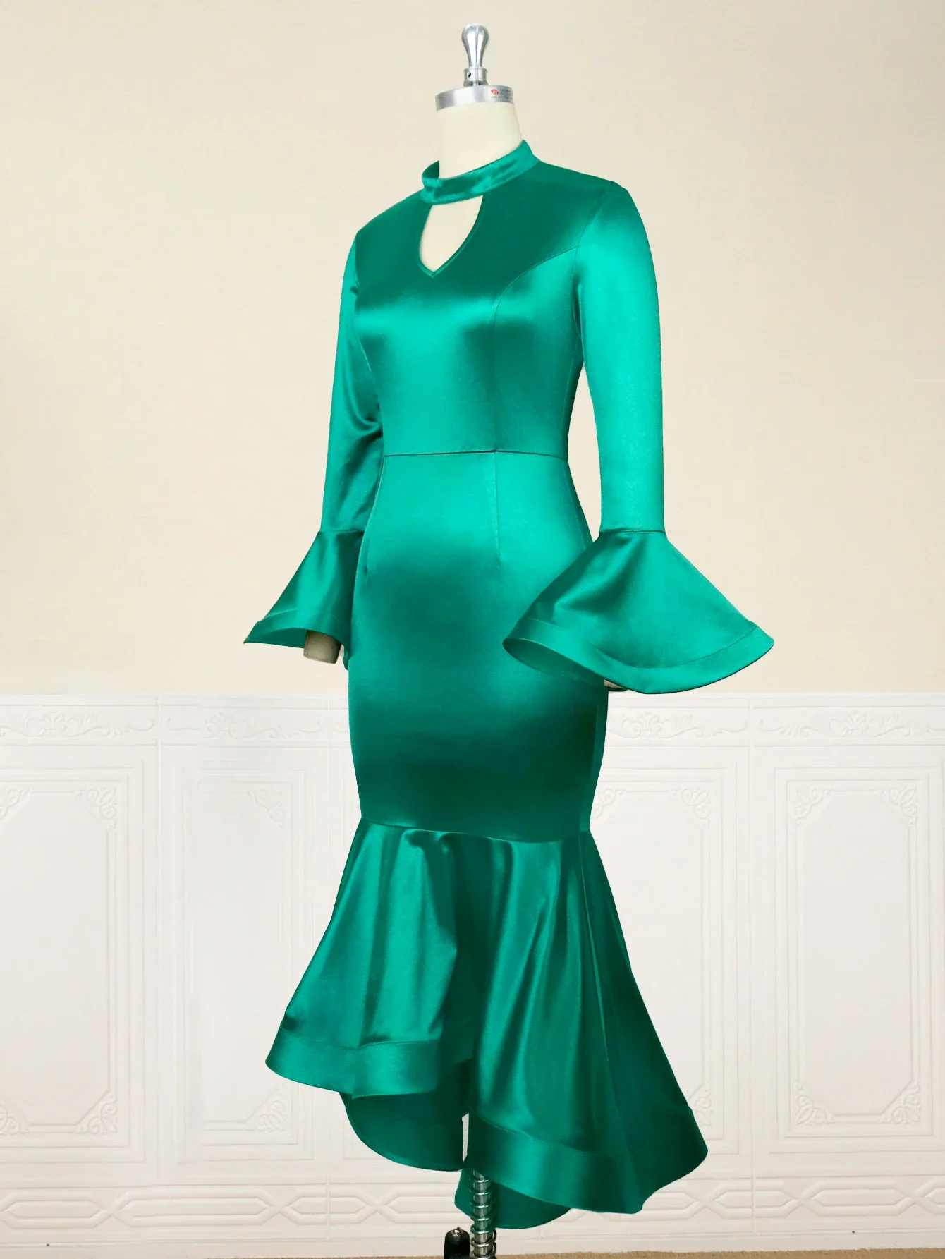 Green Satin Dresses V Neck Cut Out Long Flare Sleeve Boydcon Irregular Ruffles Mermaid Evening Cocktail Party Outfits for Women